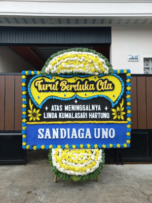 Papan Bunga Duka di Towe