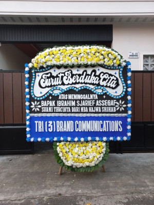 Papan Bunga Duka di Towe